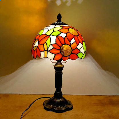 Khelse Retro Tiffany Table Lamp – Timeless Mediterranean Style