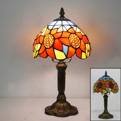 Khelse Retro Tiffany Table Lamp – Timeless Mediterranean Style